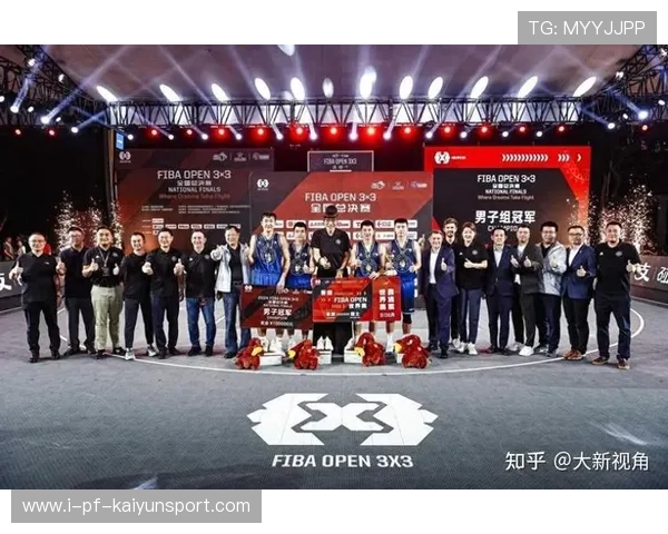 冠军球队训练公开日粉丝近距离见证备战日常，冠军合集