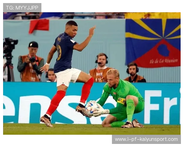 姆巴佩面对突尼斯防守技巧，小组赛更难了